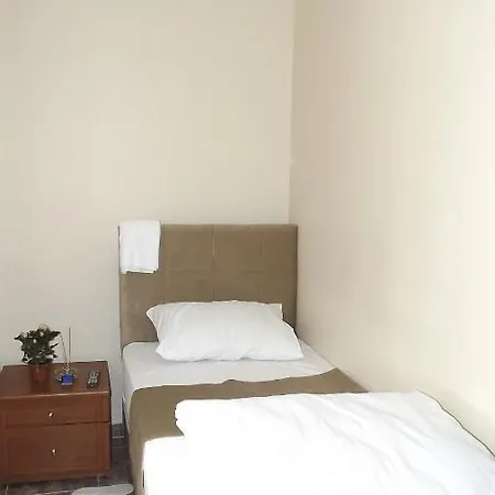 Gokce Hotel *