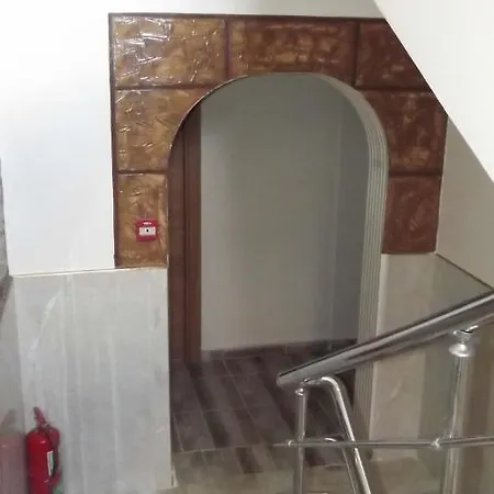 Gokce Hotel *